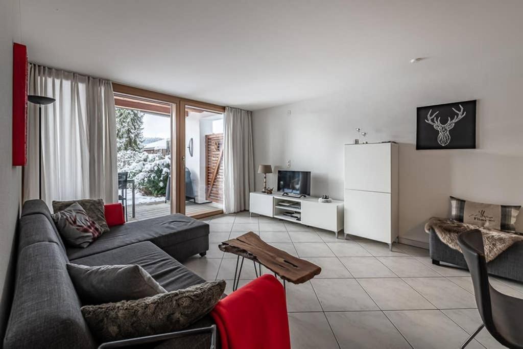 Prada 2 Apartment Флимс Екстериор снимка